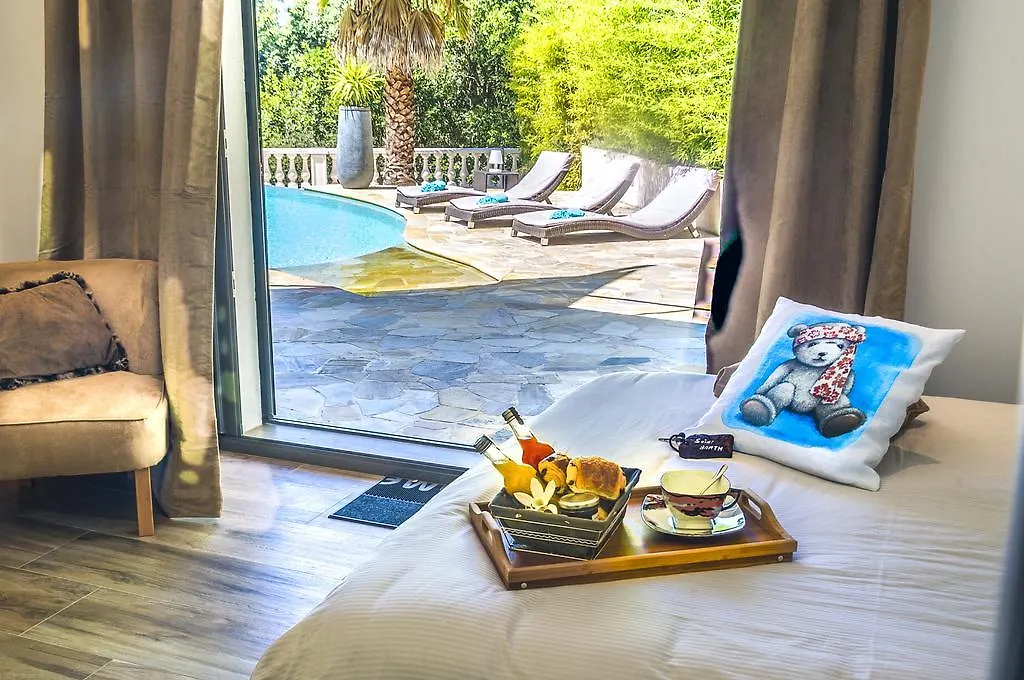 B&B Les Voiles De Valescure Saint-Raphael  0*, Saint-Raphael (Var) France